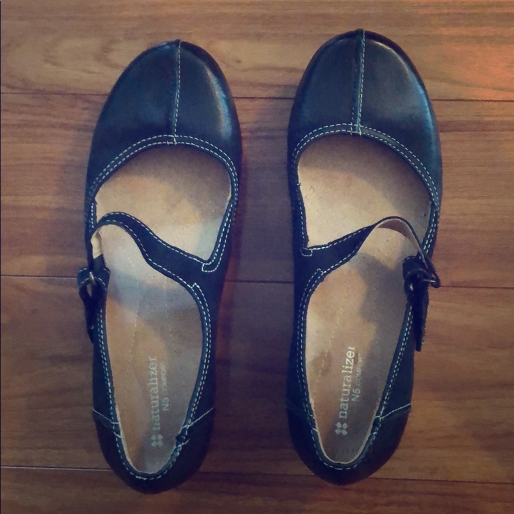 Naturalizer N5 Comfort Mary Jane Wedge.